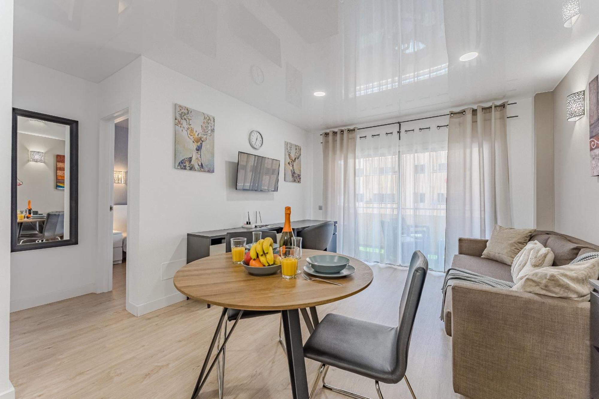 Modern Sunny 100m From The